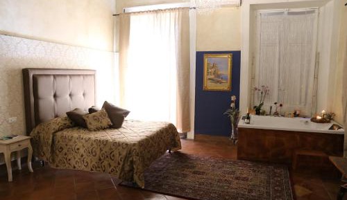 King Suite with Spa Bath