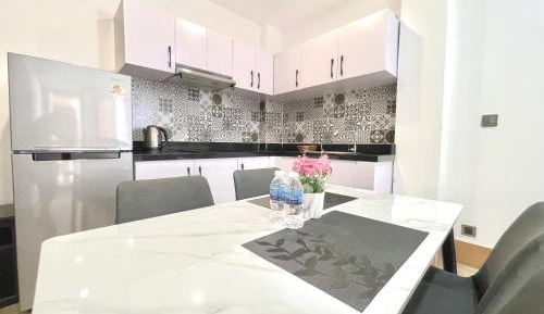 Two-Bedroom Apartment with Balcony