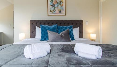 Five-Bedroom Apartment