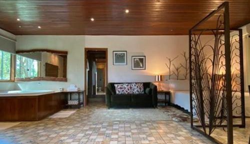 Deluxe Double Room with Bath