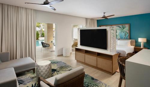 Preferred Club Master Suite Swim Out Villa