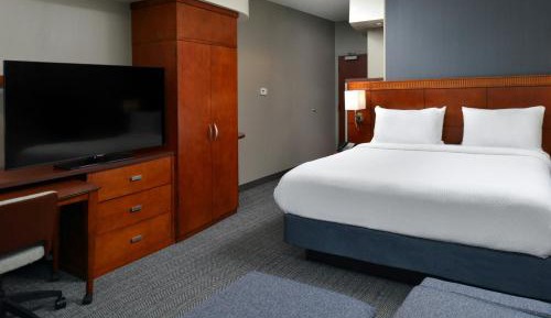 King Room with Sofa Bed