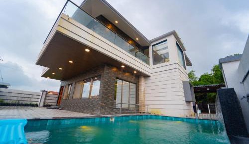 Villa with Private Pool