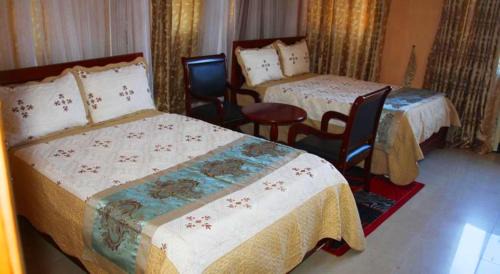 Large Twin Room