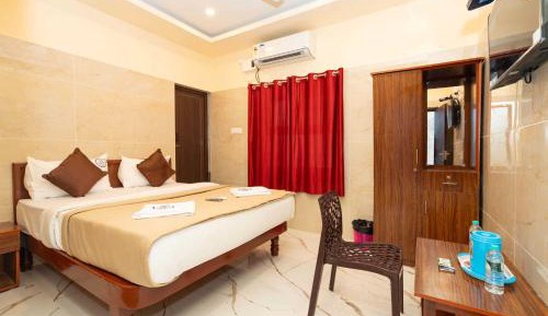 Deluxe Double Room (2 Adults + 1 Child)