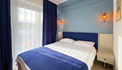 Double Room with Balcony and Sea View