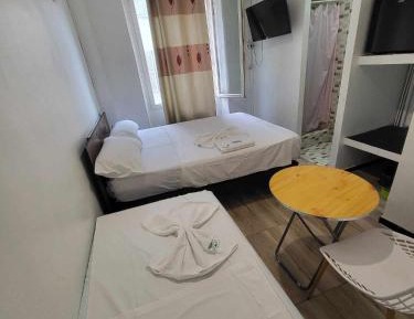 Triple Room with Shared Toilet