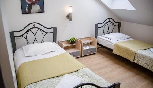 Twin Room with Bathroom