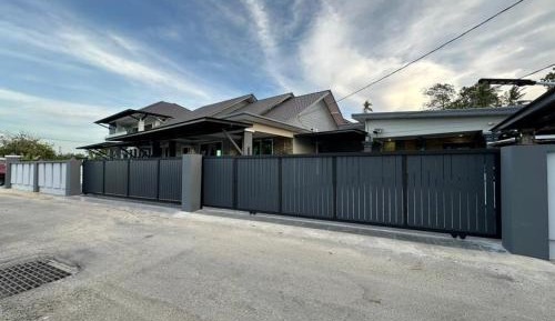 Three-Bedroom Bungalow