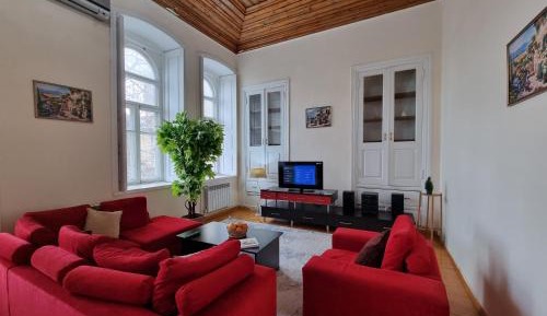 Two-Bedroom Loft Apartment