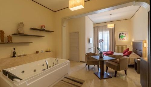 Double Room with Spa Bath