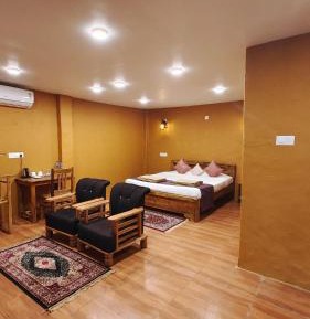 Standard King Room