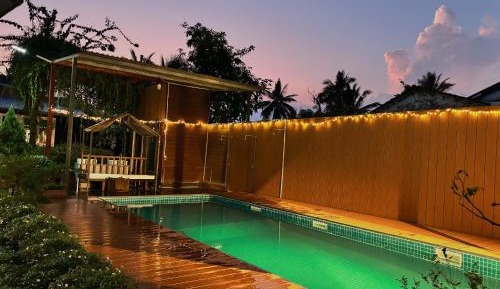 Triple Room with Pool View