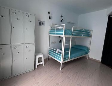 Bunk Bed in Mixed Dormitory Room