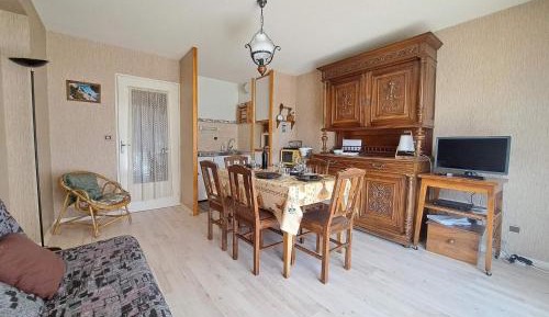 Apartment (4 Adults)