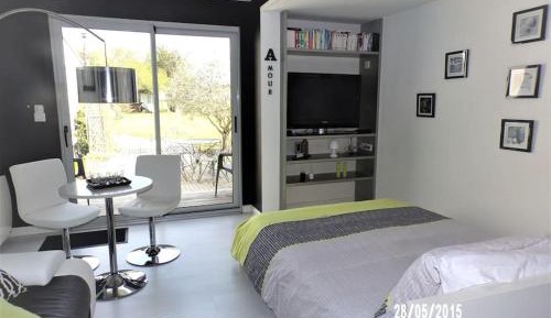 One-Bedroom House