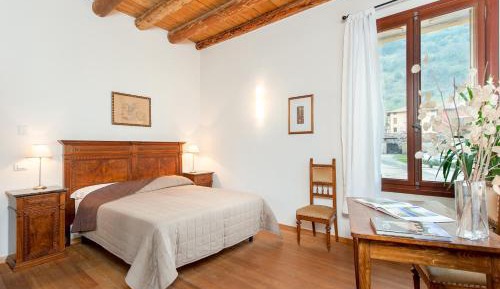Deluxe Double Room with Castle View