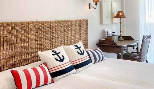 Double or Twin Room with Frontal Sea View