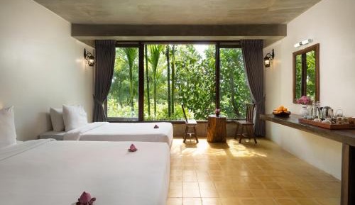 Family Suite with Pool View| Includes Afternoon Tea & Tree Planting