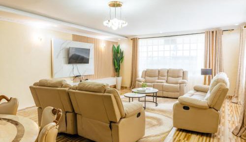 Four-Bedroom Holiday Home