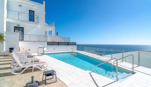 Three-Bedroom Apartment with Sea View