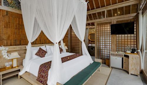 One-Bedroom Villa with Garden View
