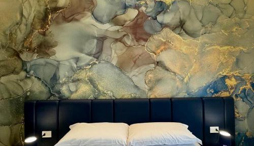 Deluxe Double or Twin Room with City View