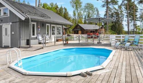 One-Bedroom Holiday Home