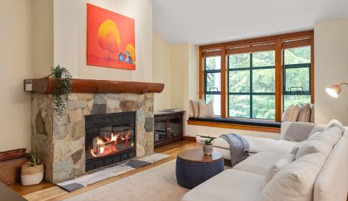 Three-Bedroom Townhouse
