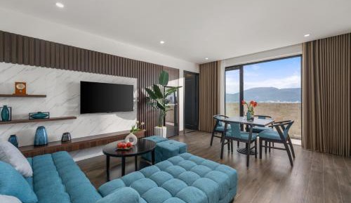 Two-Bedroom Suite
