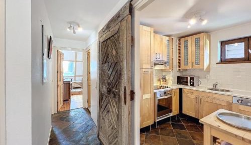 Apartment (4 Adults)