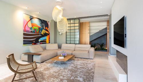 Four-Bedroom Holiday Home