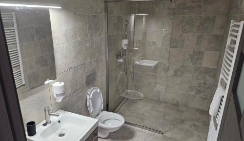 Large Double Room