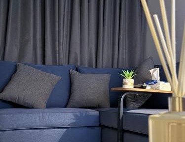 King Studio with Sofa Bed