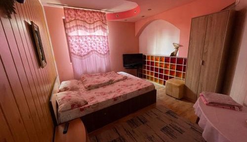 Standard Double Room with Shared Bathroom