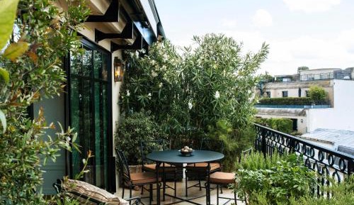 Suite Paris Sky