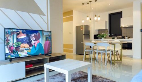 Two-Bedroom Apartment with City View