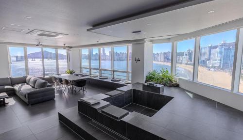 Three-Bedroom House with Ocean View