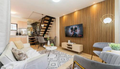 Three-Bedroom Townhouse