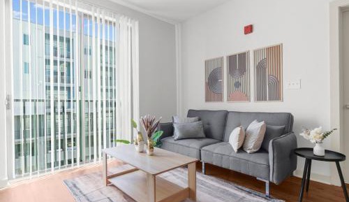 Two-Bedroom Apartment with City View