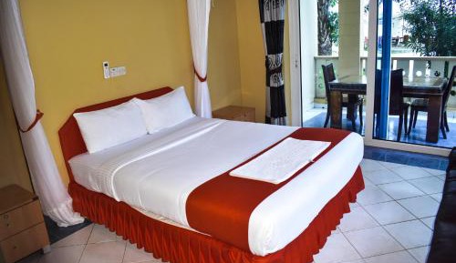 1 Bedroom Apartment with Sea View