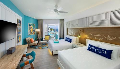 Queen  Paradise Room