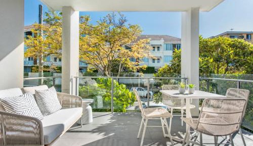 Two-Bedroom Apartment with Balcony