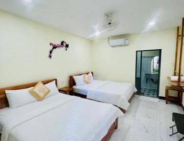 Quadruple Room with Balcony