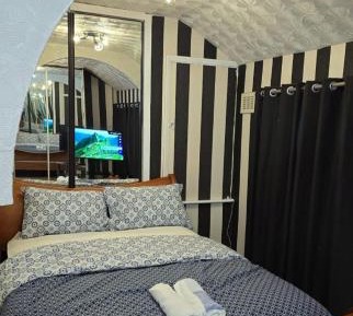 Standard Double Room with Shared Bathroom