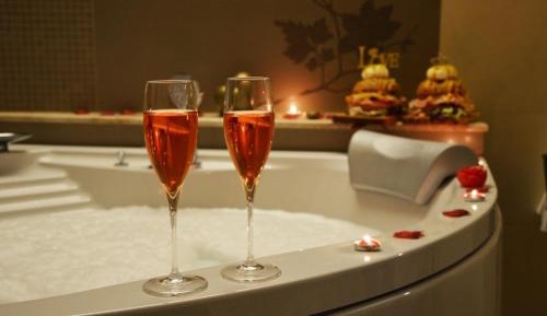 King Room with Spa Bath