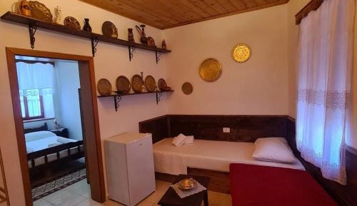 Deluxe Family Suite