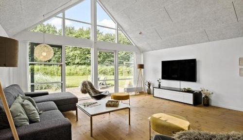 Four-Bedroom Holiday Home