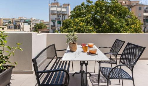 Studio with Terrace