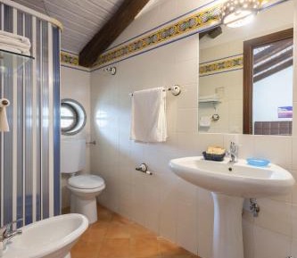 Comfort Quadruple Room